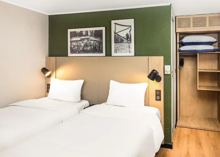 Campanile Nature - Marne La Vallee Chelles