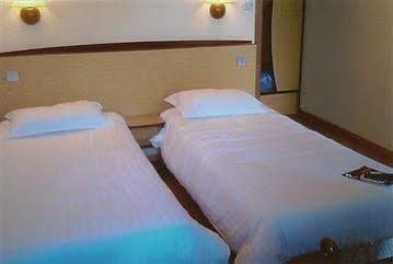 Hotel Campanile Marne La Vallée -