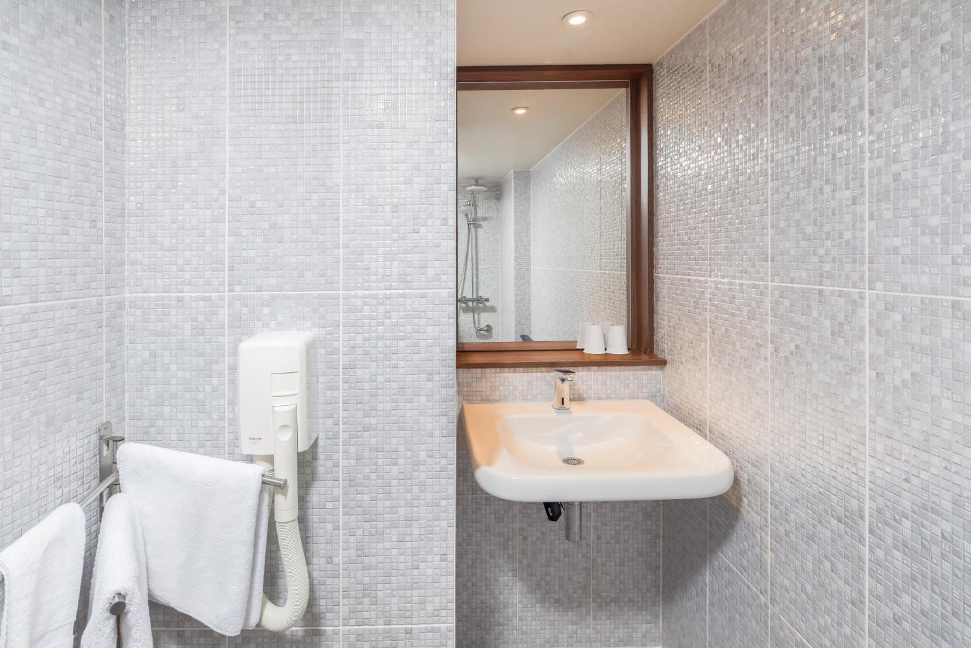 Hotel Campanile Nature - Marne La Vallee Chelles 3*