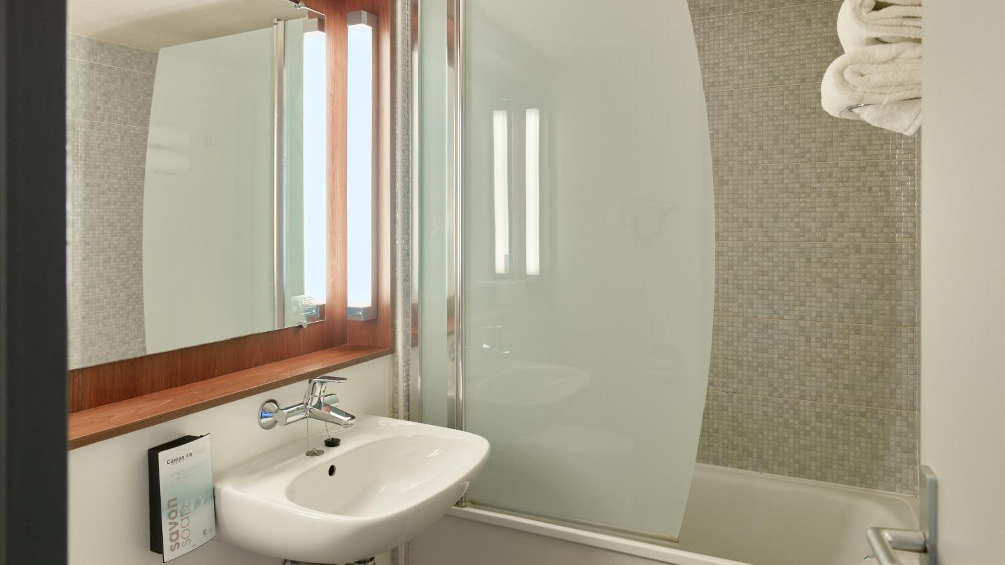 Campanile Marne La Vallée - 3*