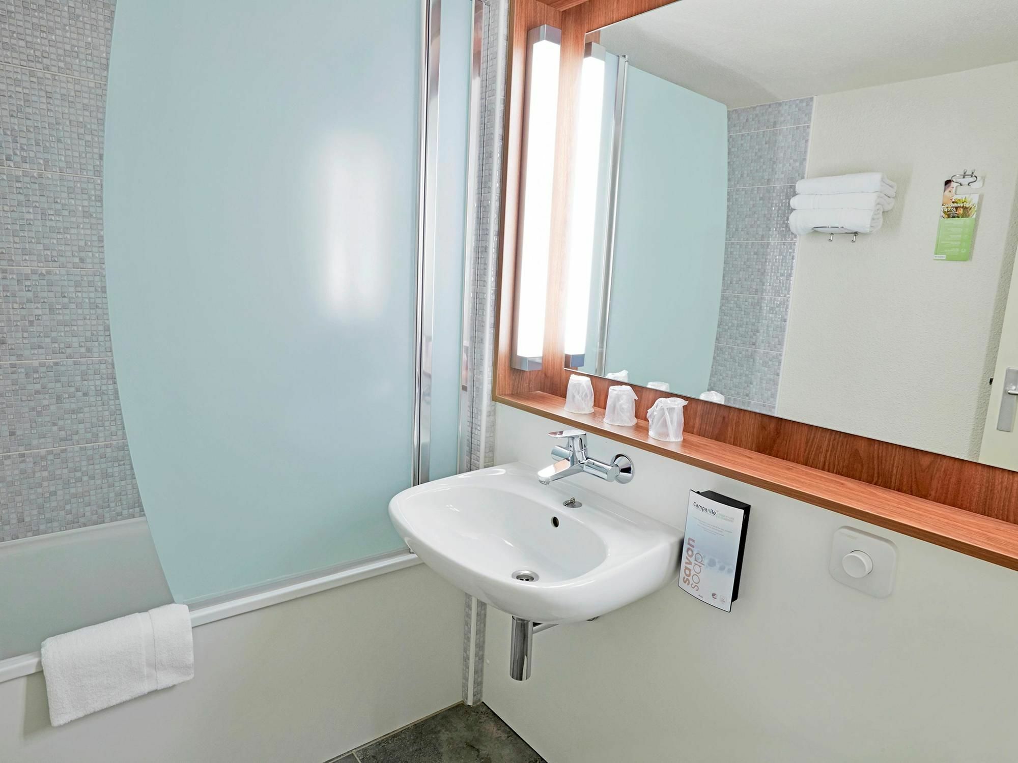 Campanile Nature - Marne La Vallee Chelles Hotel